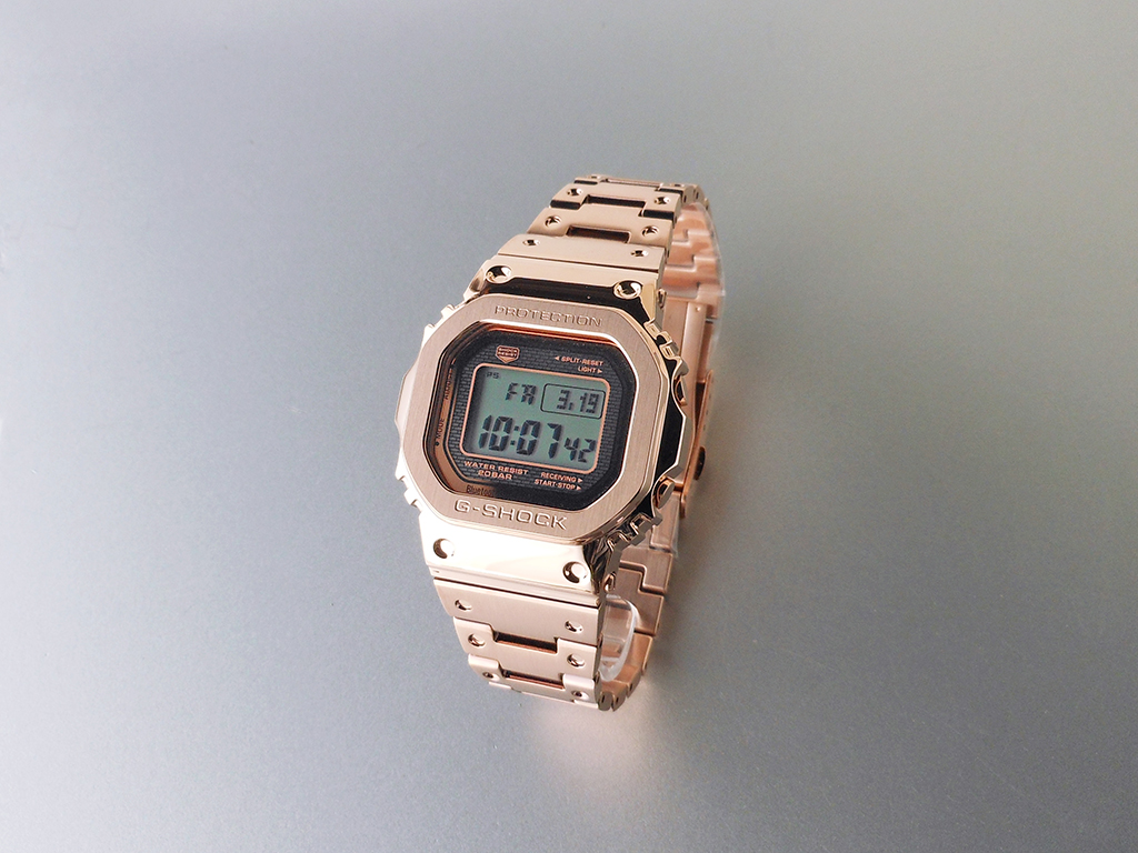 比較的キレイかと思いますCASIO G-SHOCK GMW-B5000 ジーショック ゴールド 腕時計